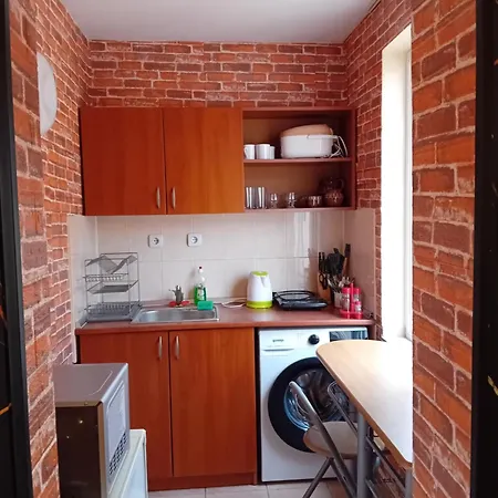 Laura 2 Приморсько