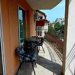 Apartman Laura 2 Primorszko